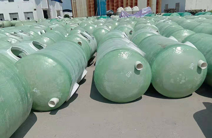 玻璃钢化粪池的特点